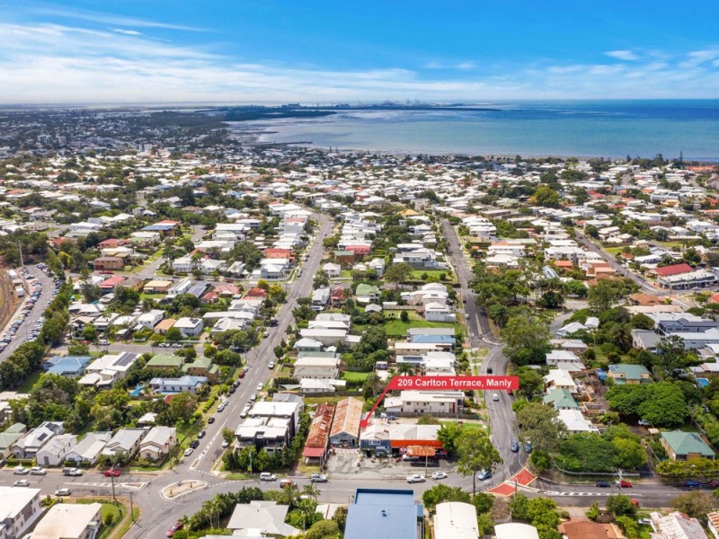 209 Carlton Terrace, Manly QLD 4179