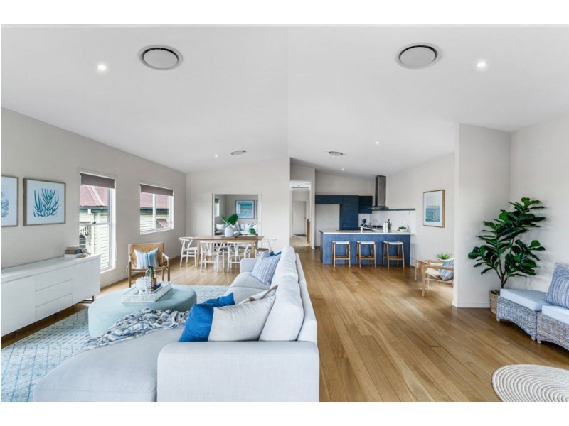 26 Haylock Street, Wynnum QLD 4178