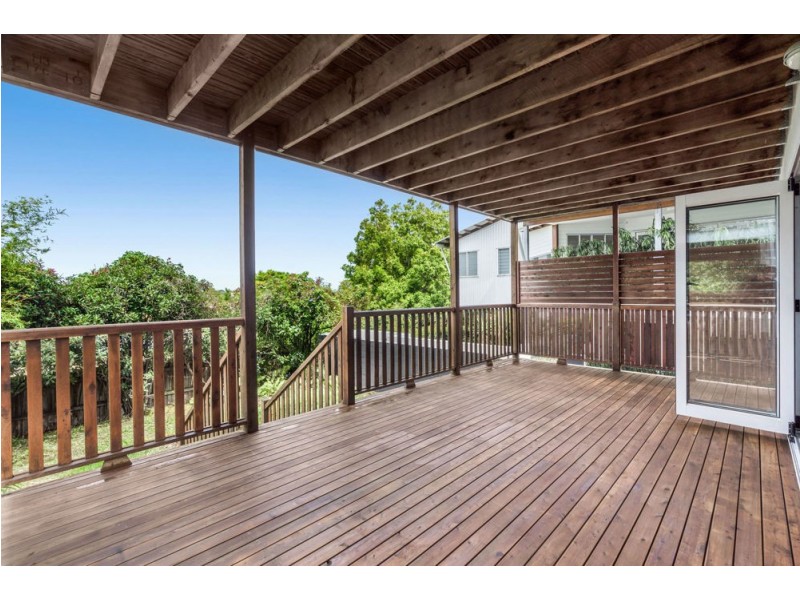 26 Haylock Street, Wynnum QLD 4178
