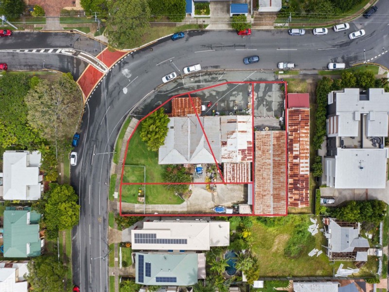 209 Carlton Terrace, Manly QLD 4179