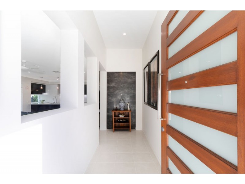 24 Gardenia Place, Gumdale QLD 4154