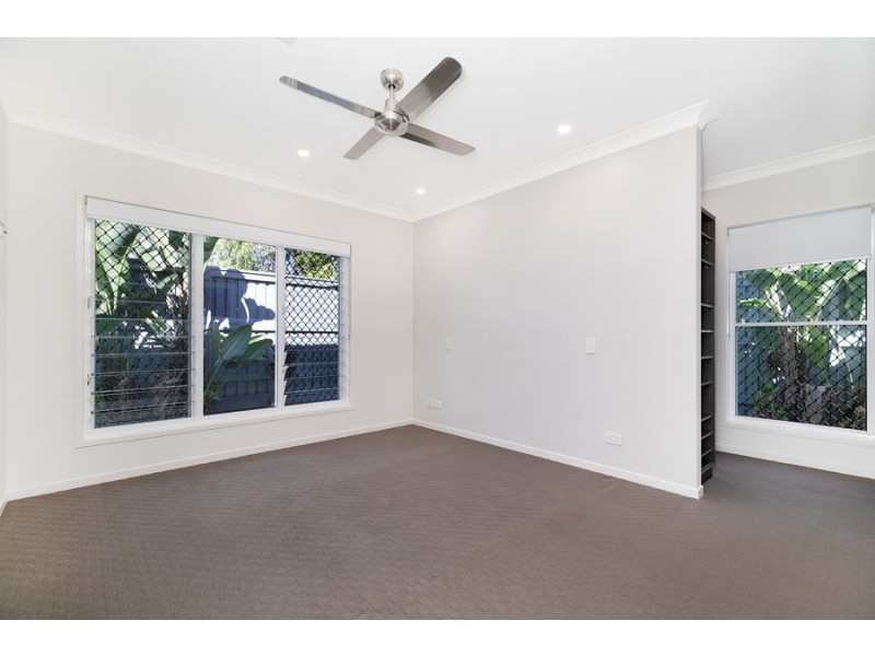 24 Gardenia Place, Gumdale QLD 4154