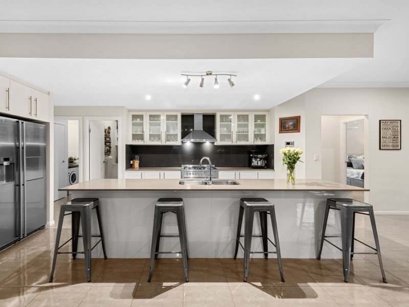 79 Feathertail Place, Wakerley QLD 4154