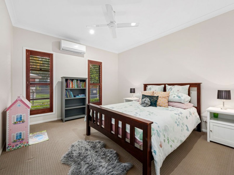 79 Feathertail Place, Wakerley QLD 4154