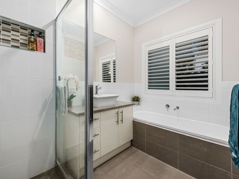 79 Feathertail Place, Wakerley QLD 4154