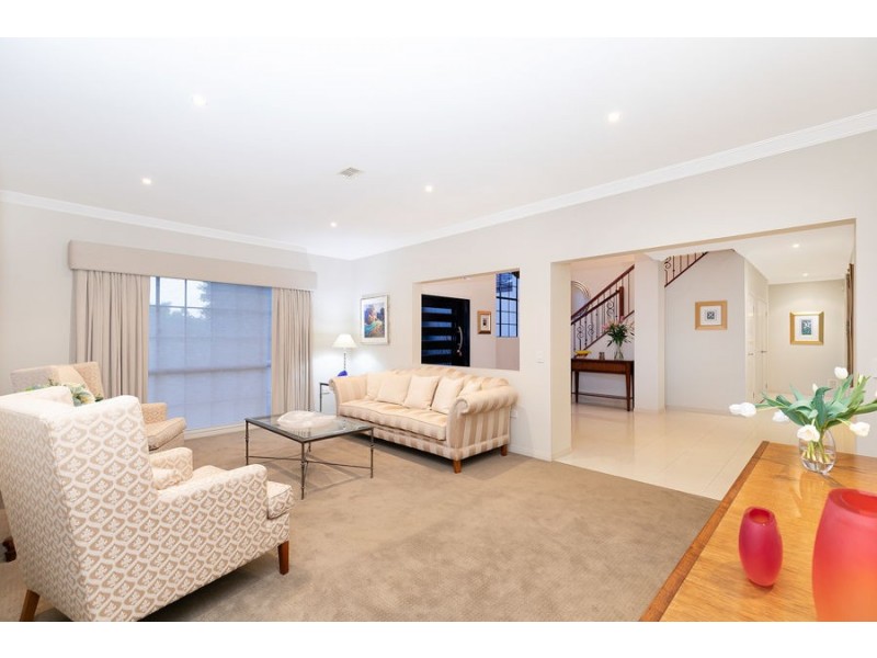 13 Clarance Street, Wakerley QLD 4154