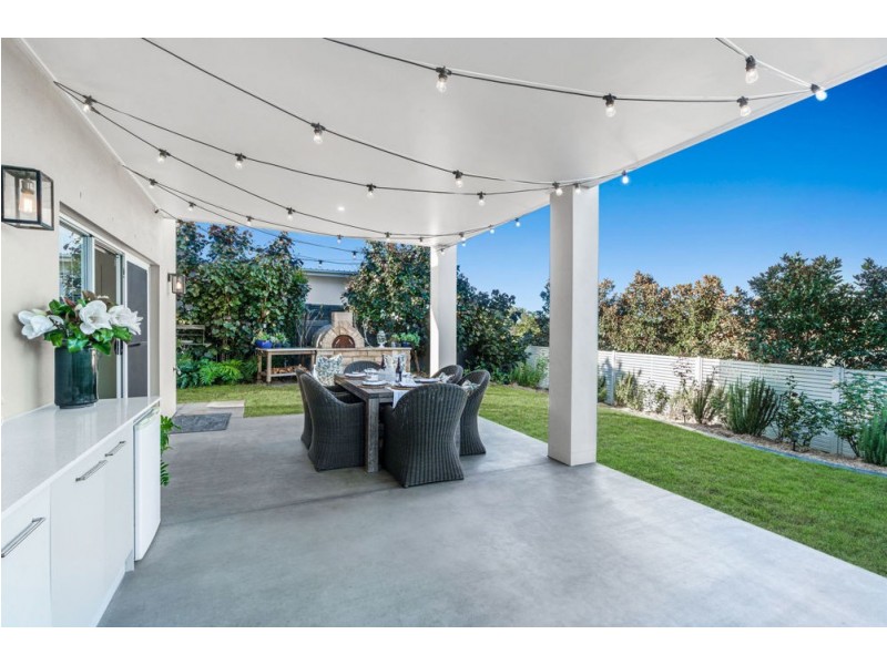 114 Mossvale Drive, Wakerley QLD 4154