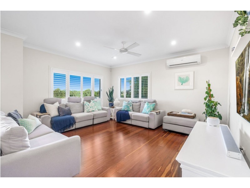 114 Mossvale Drive, Wakerley QLD 4154