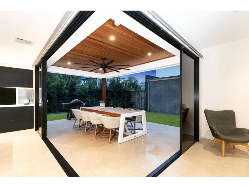 11 Chesterfield Street, Gumdale QLD 4154