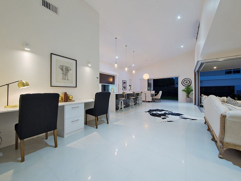 25 Nichols Street, Gumdale QLD 4154