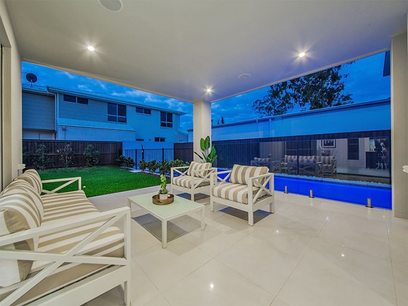 25 Nichols Street, Gumdale QLD 4154