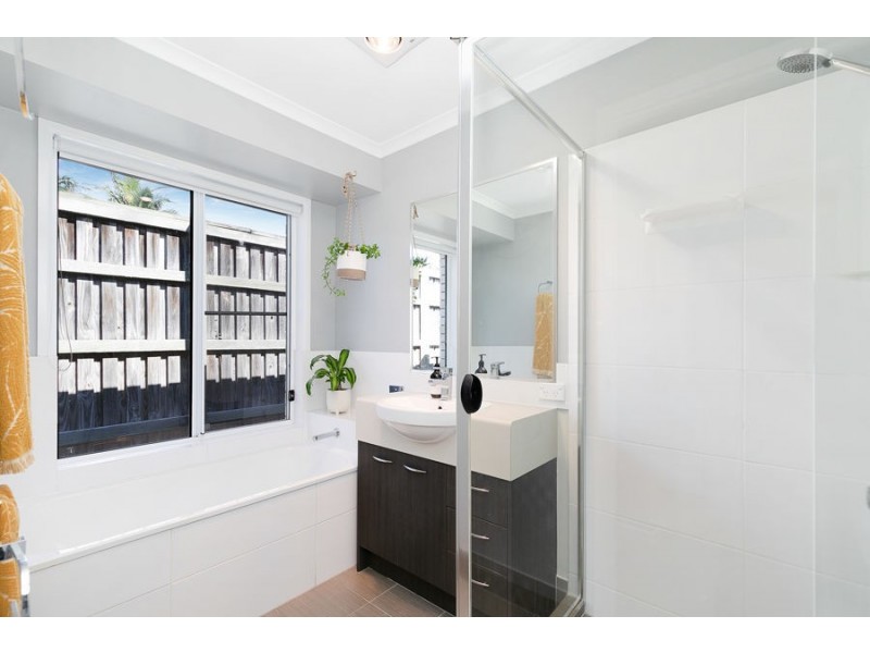 12 McMullan Close, Gumdale QLD 4154