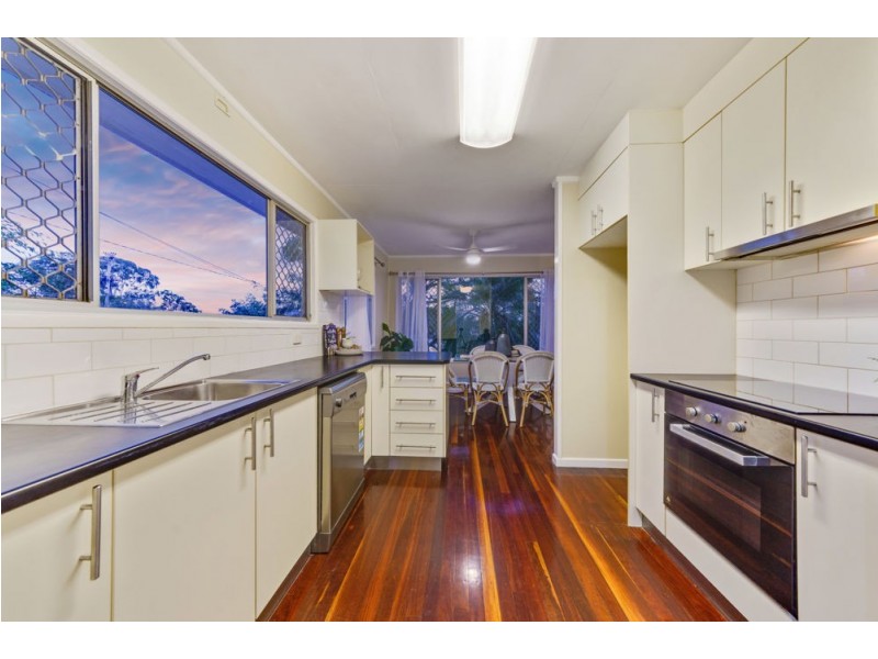 53 Hannam Street, Wynnum QLD 4178