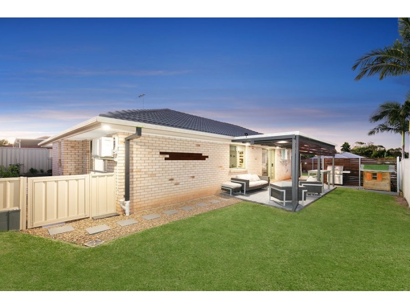 6 Friend Street, Wakerley QLD 4154