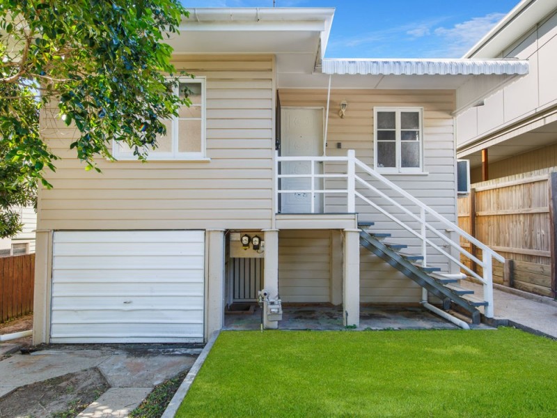 21 Buderim Street, Manly QLD 4179