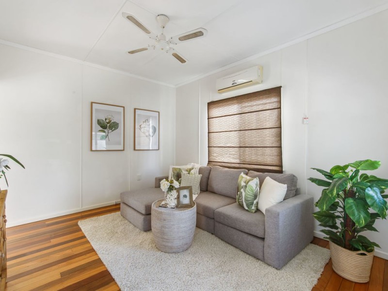 21 Buderim Street, Manly QLD 4179