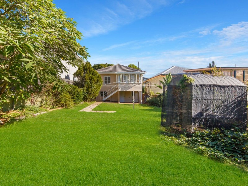 21 Buderim Street, Manly QLD 4179