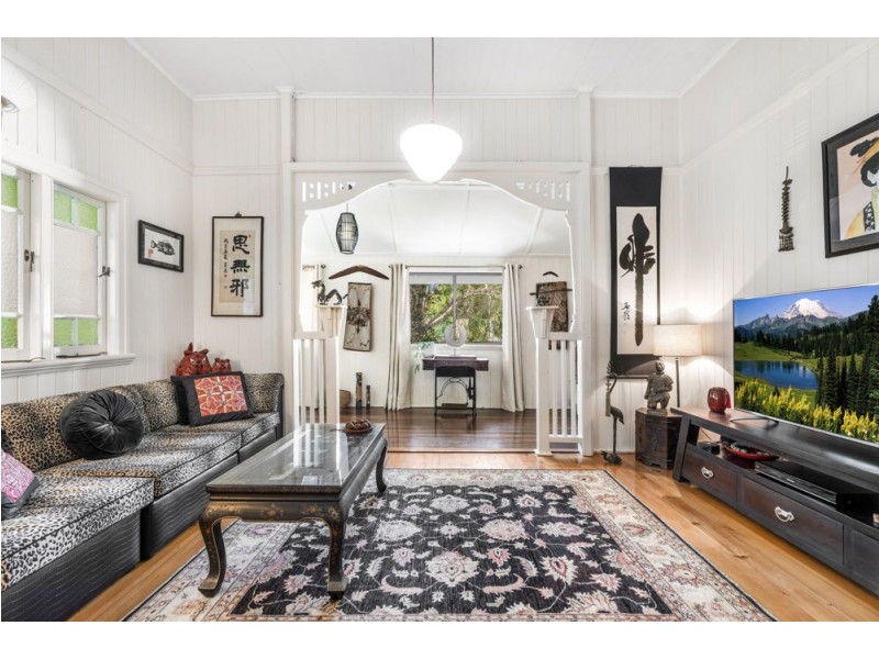 12 Johnston Street, Wynnum QLD 4178