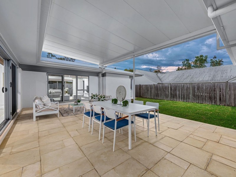 65 Torrens Crescent, Wakerley QLD 4154