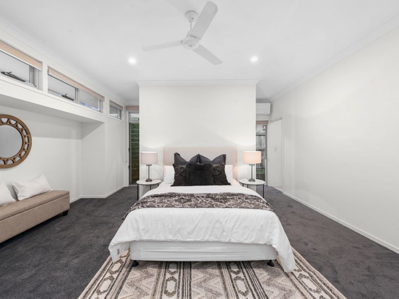 65 Torrens Crescent, Wakerley QLD 4154