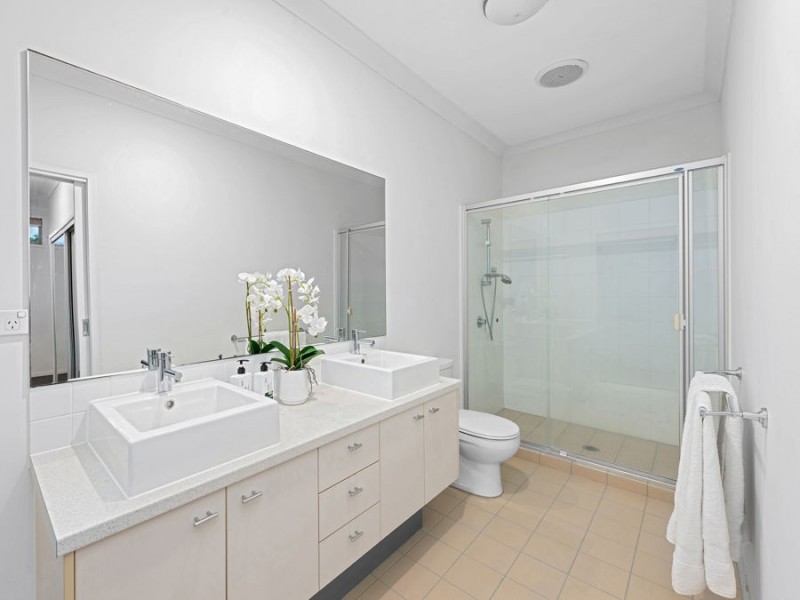 65 Torrens Crescent, Wakerley QLD 4154