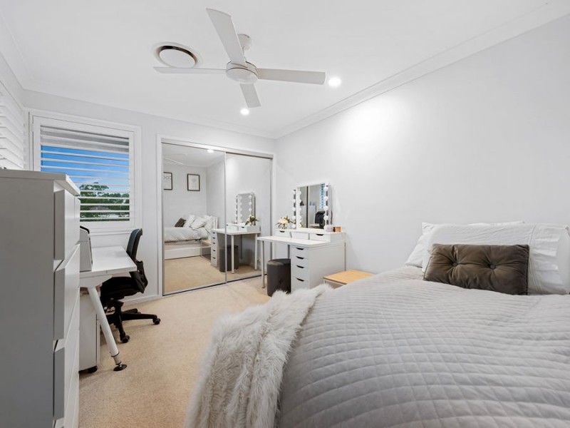 2 Torrens Crescent, Wakerley QLD 4154