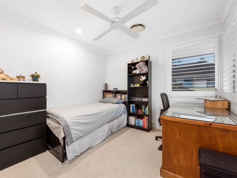 2 Torrens Crescent, Wakerley QLD 4154