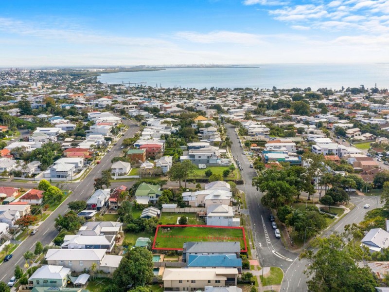 191 Carlton Terrace, Manly QLD 4179