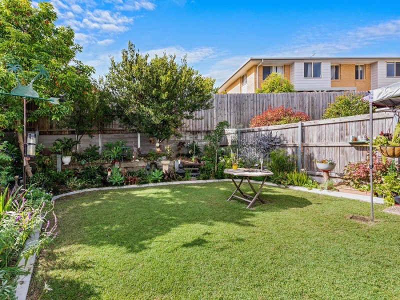 18/20 Kianawah Road South, Manly West QLD 4179