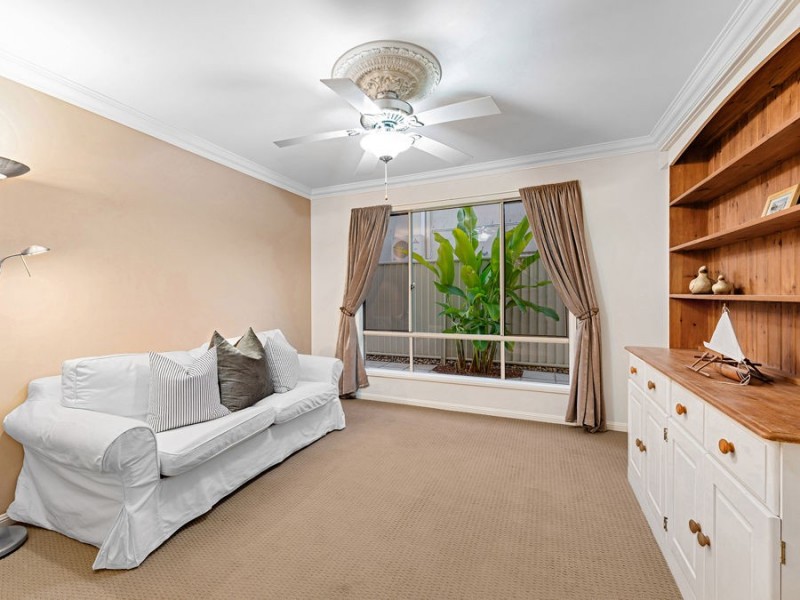 7 Nursery Place, Wakerley QLD 4154
