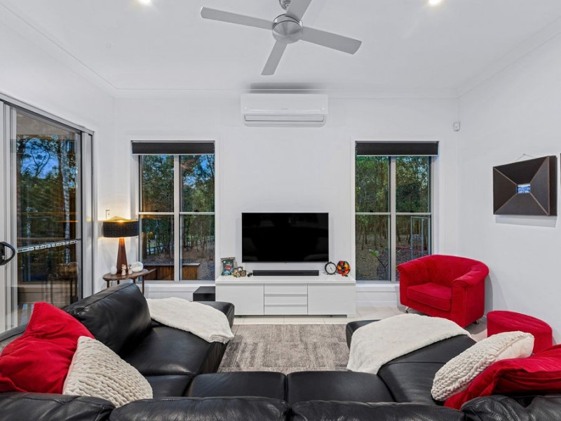 17 Wattle Place, Gumdale QLD 4154