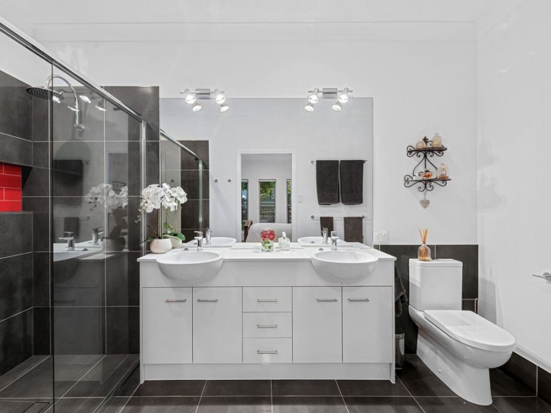 17 Wattle Place, Gumdale QLD 4154