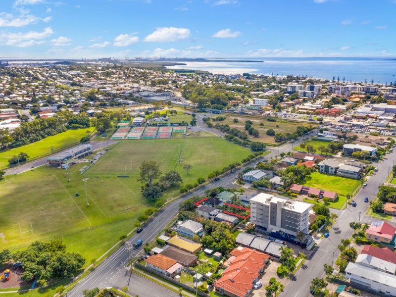 52-60 West Avenue, Wynnum QLD 4178