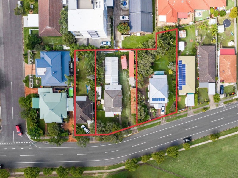 52-60 West Avenue, Wynnum QLD 4178
