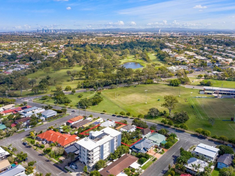 52-60 West Avenue, Wynnum QLD 4178