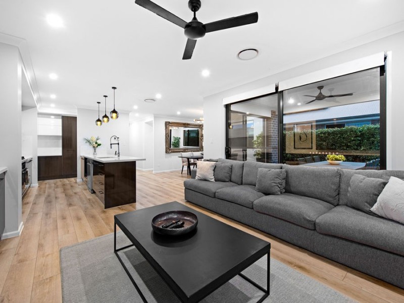 13 Manchester Street, Gumdale QLD 4154