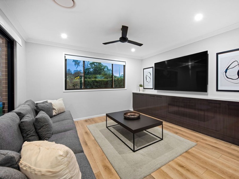 13 Manchester Street, Gumdale QLD 4154