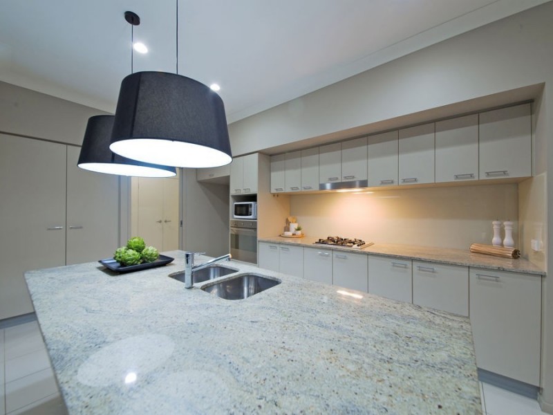 10 Esk Crescent, Wakerley QLD 4154