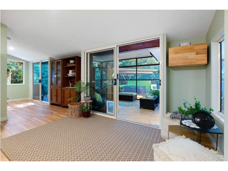 38 Valley Road, Wellington Point QLD 4160