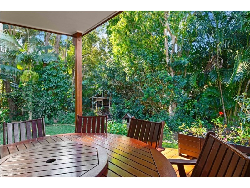 38 Valley Road, Wellington Point QLD 4160