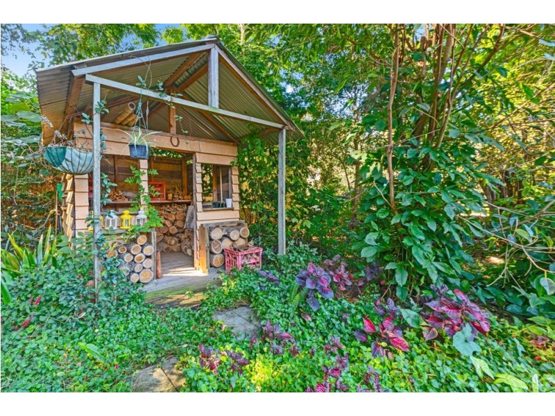 38 Valley Road, Wellington Point QLD 4160