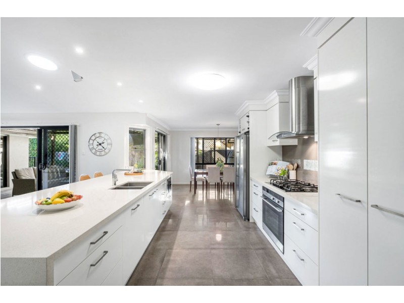 62 Hannah Circuit, Manly West QLD 4179