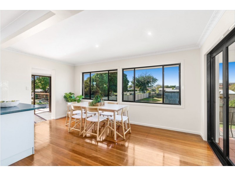 24 Mizzen Street, Manly West QLD 4179