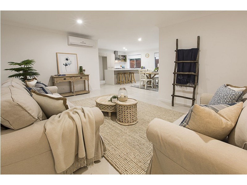 12 Sunflower Street, Wynnum QLD 4178