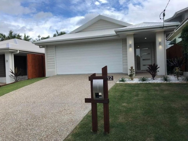 12 Sunflower Street, Wynnum QLD 4178