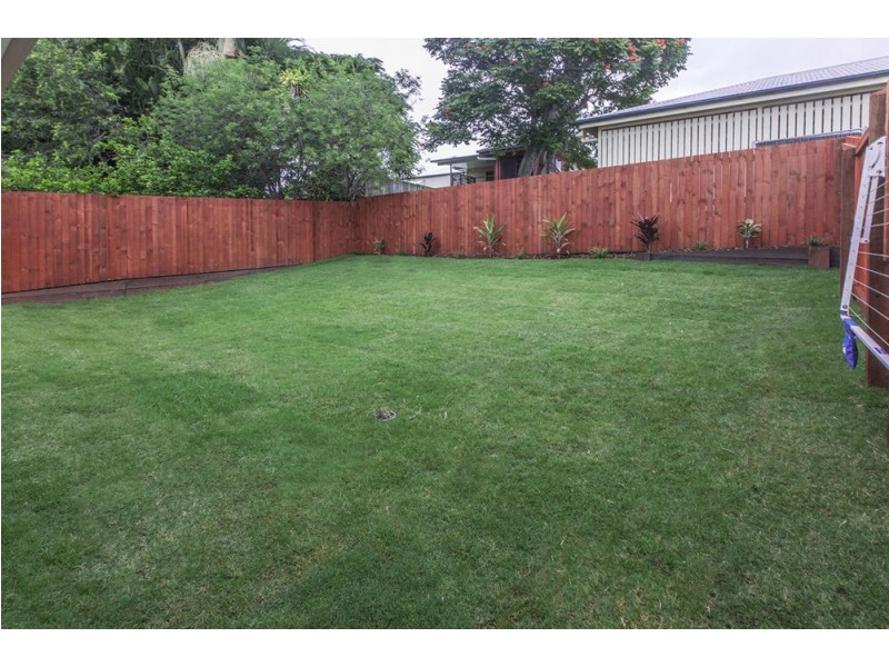 12 Sunflower Street, Wynnum QLD 4178