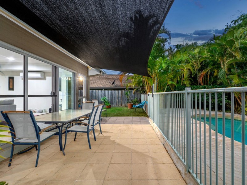 6 Torrens Crescent, Wakerley QLD 4154