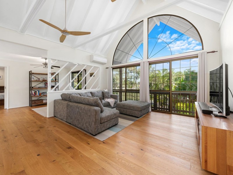 60 Whitehall Avenue, Birkdale QLD 4159