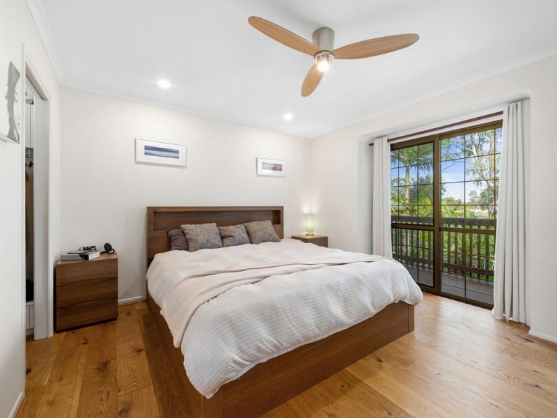 60 Whitehall Avenue, Birkdale QLD 4159
