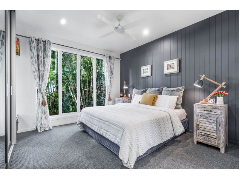 30 Irene Street, Wynnum QLD 4178